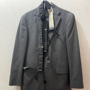 Men’s suit Geoffrey Beene 38R